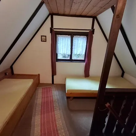 Privat Evi 166 * Nizna Boca