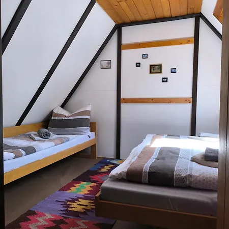 Privat Evi 166 *