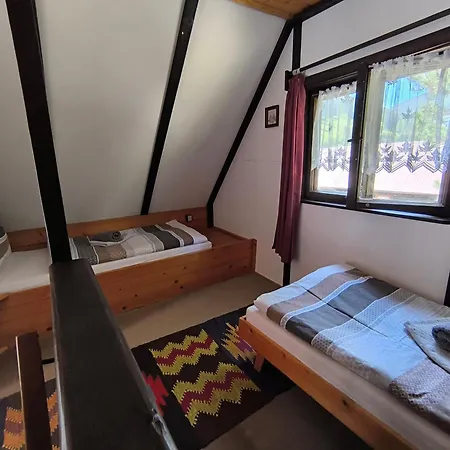 Privat Evi 166 * Nizna Boca