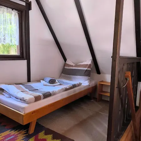 Privat Evi 166 * Nizna Boca