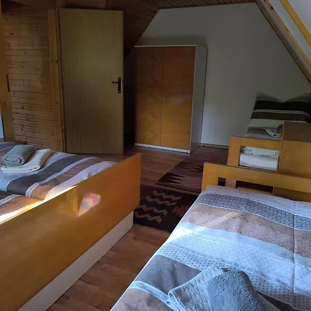 Appartement Privat Evi 166